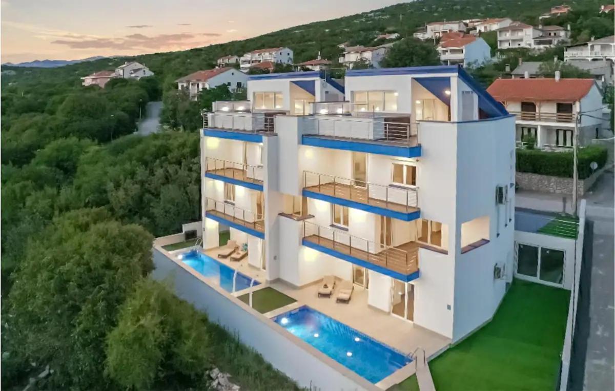 Searenity Pool - Seafront * Krmpote-Vodice